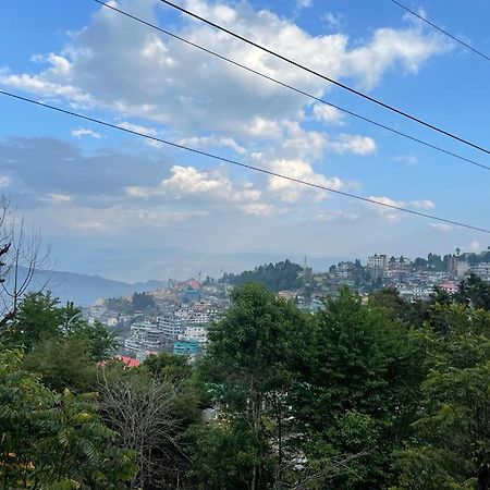 La Colline Resort Kohima Екстер'єр фото