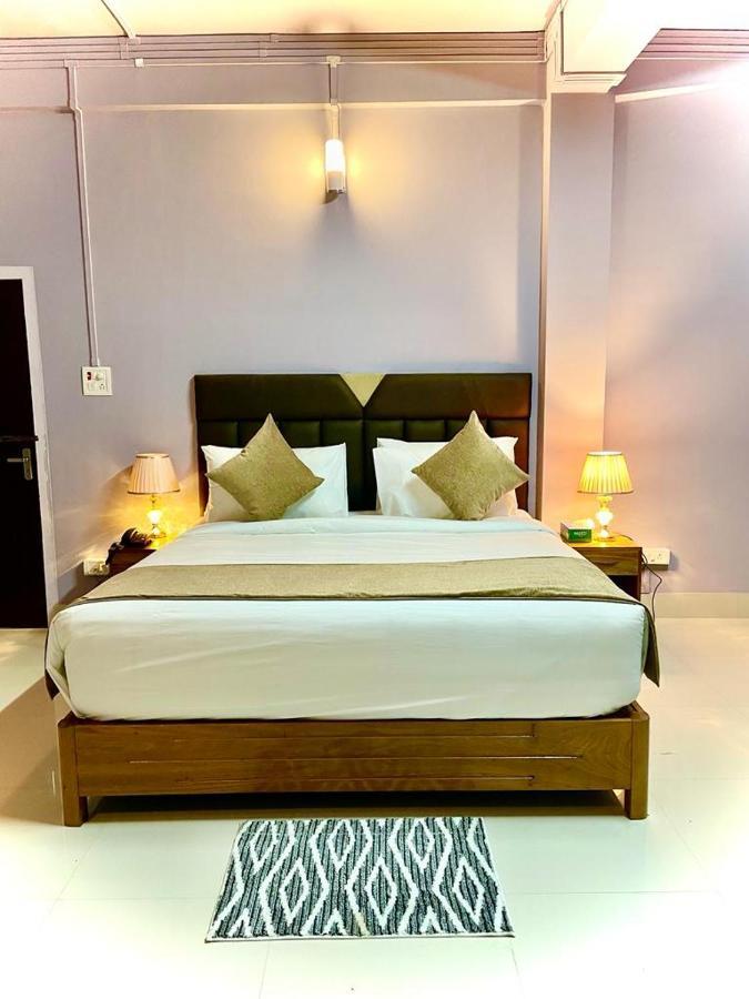 La Colline Resort Kohima Екстер'єр фото